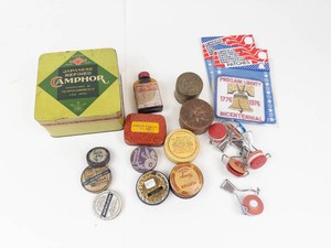 Vintage Makeup Tins, Patches & Bottle Stoppers Mixed Lot