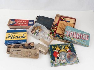 Vintage Flinch, Touring, Anagrams, Crown Dominoes & Games Mixed Lot