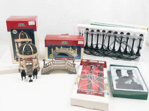 Lemax Village Collection Lighted Gazebo, Foot Bridge & Street Lamp Sets Mixed Lot