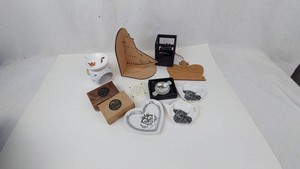 Scottish Decor & Tableware 10-Piece Mixed Lot
