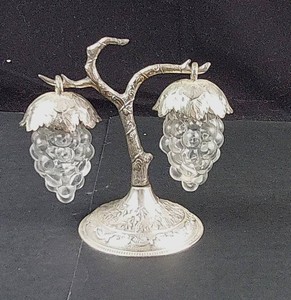 Vintage Mid-Century Glass Grape Salt & Pepper Shaker Set