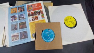 Vintage Mixed Lot of Vinyl Records - Organ & Military Music