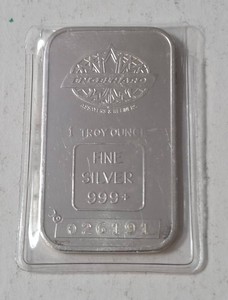 1 Troy Oz. Fine Silver Bar -Engelhard  Assayers &amp Refiners 026191- Sealed