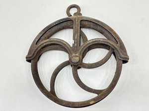 Antique 12 Cast Iron BarnWell Pulley&nbsp