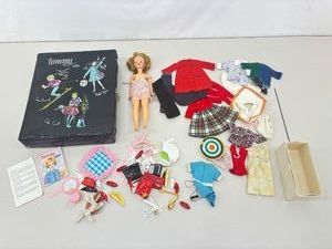 Vintage Ideal Tammy Doll Incase with Clothes and Accessories&nbsp