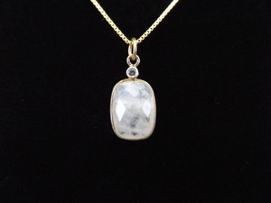 .925 Sterling Silver Moonstone Vermeil Pendant Necklace