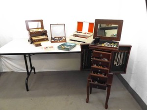 Large Lot of Costume Jewelry in SEVERAL Jewelry Boxes