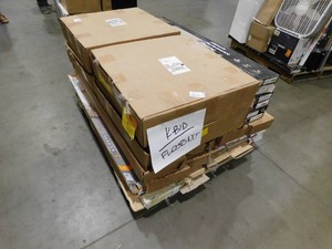 WHOLESALE PALLET LOT OF FLOORING ITEMS