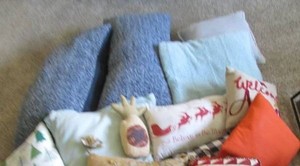 Nice selection of accent pillows in...