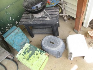 Small Weber charcoal grill plus Woo...