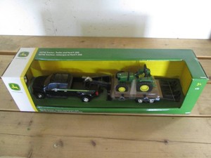 Tomy John Deere 5075E Tractor, trai...