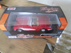 Motor Max 124 scale 1959 Corvette ...