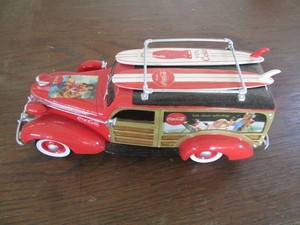 Coca-Cola 124 scale die cast repli...