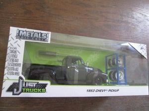 Metals die cast GM Just Trucks 1953...