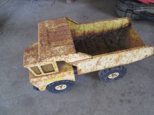 Vintage metal Tonka Dump Truck...