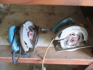 Pair of Makita circular saws...