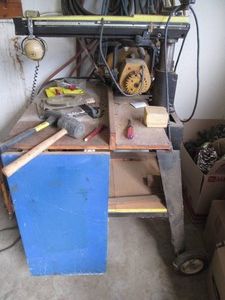 Dewalt 2hp rip saw with metal stand...