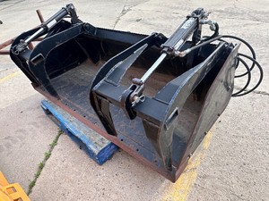 72 BUCKET GRAPPLE w removable sides - NICE