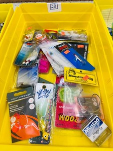20 pcs - ASSORTED FISHING TACKLE (NEW)