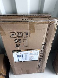 10.5 Ft Telescoping Ladder LandHonor 2026 Unused LHR-TL11