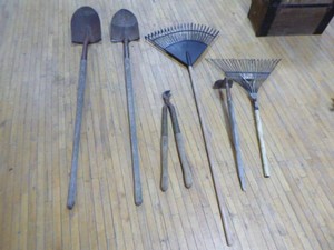 Long Handle Hand Tools