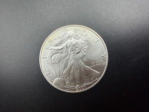 2001 Beautiful Uncirculated 1 Oz. Silver American Eagle