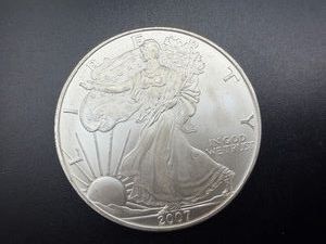 2007 Beautiful Uncirculated 1 Oz. Silver American Eagle