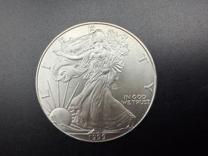 1999 Beautiful Uncirculated 1 Oz. Silver American Eagle