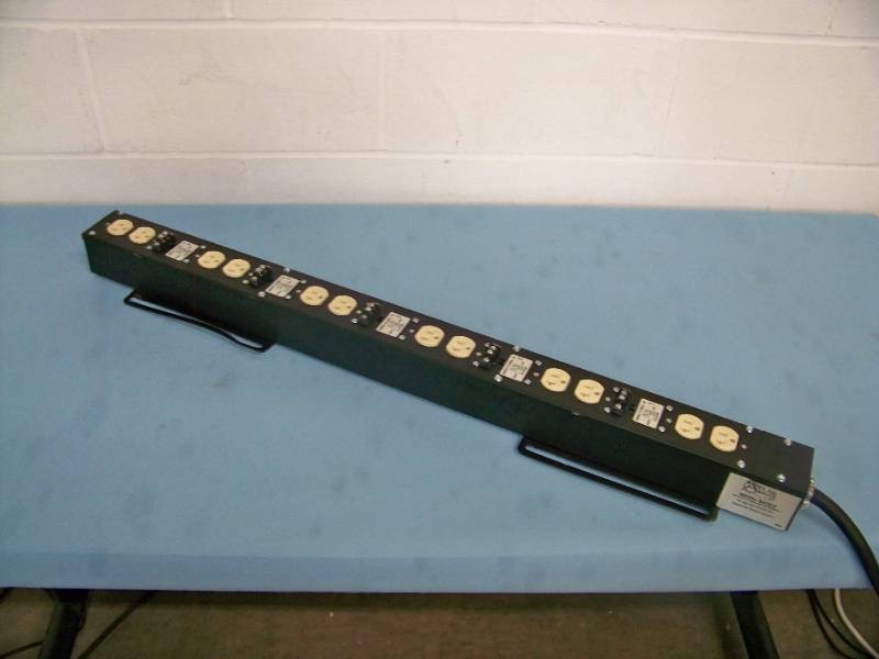 Atlas Sound LP SACS-5 12-Outlet Rack Mounted Power Strip