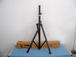 Anchor Adjustable Telescoping Speaker Tripod