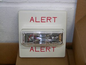 (15) Siemens S54301-Z93-A1 (ST-CMC-W-MNS-ALERT) Wall-Mounted White Standalone Strobe Appliances Explicitly Marked with ALERT