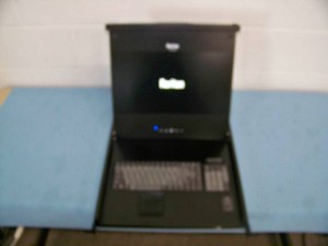 Raritan Rack Mountable Slide-out Mouse and Keyboard combination