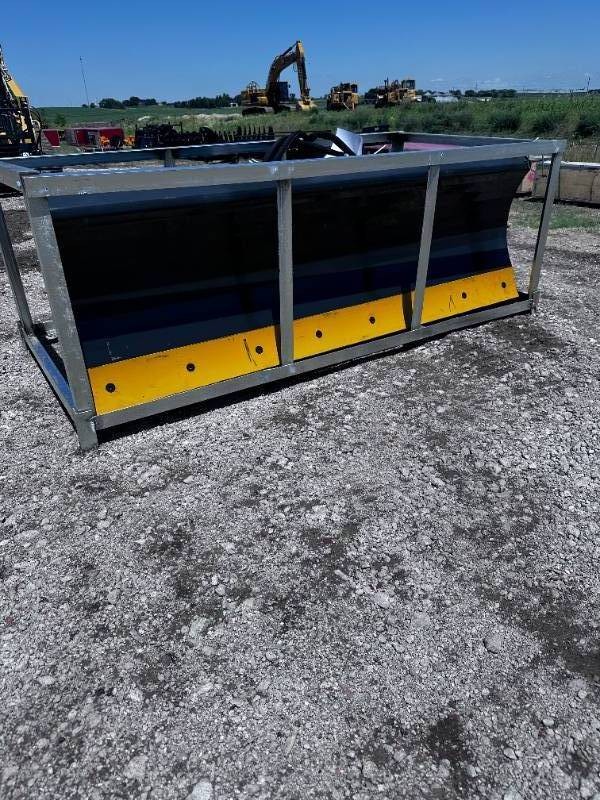 6 Way Dozer Blade WOLVERINE 2026 Unused SWDB-11-84W