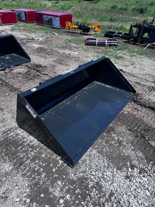 Track Duty Bucket WOLVERINE 2026 Unused TDB-11-72W