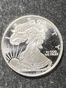 HALF TROY OZ .999 FINE SILVER AMERICAN EAGLE ROUND