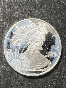 HALF TROY OZ .999 FINE SILVER AMERICAN EAGLE ROUND