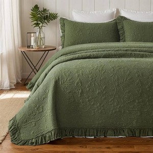 $130 Brandream Quilt Set Full Size Cotton Olive Green Floral and Vine Stitching Quilt Set Matelasse Bedding Ruffled Bedspread 3-Piece
