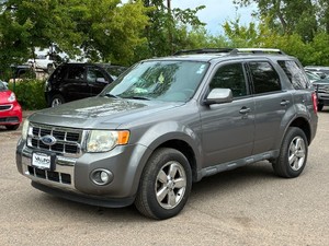 2010 FORD ESCAPE LIMITED 118k Miles (NO RESERVE)