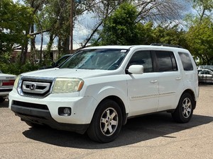 2009 HONDA PILOT TOURING WNAVI WDVD All Wheel Drive  3rd Row Seating (NO RESERVE)