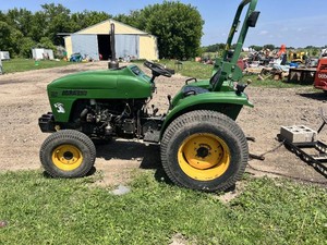 Agracat 254 4x4 Compact Utility Tractor with Front Loader and 3-Point Hitch - Works as it should
