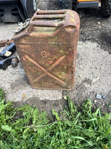 US Military QMC Jerry Can 5 Gallon Gasoline Fuel Ca