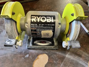 Ryobi BG612G 6 Inch Bench Grinder with 12 Inch Arbor - Works
