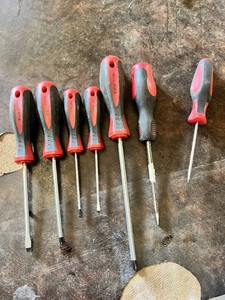 TEKTON Screwdrivers
