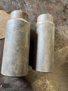 Mac 21mm and 24mm impact sockets
