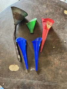 Lot of assorted funnels