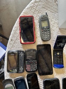 Huge Lot of Untested Phones and Accessories - See All Pics