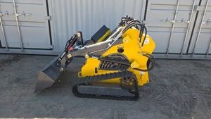 2026 LANDHERO Mini Skid Steer Loader (T460)
