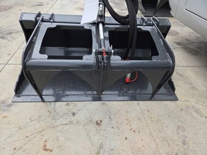 2026 WOLVERINE Mini Skid Steer Stump Grapple (MSG-11-44W)