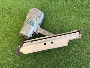 Hitachi Strip Nailer