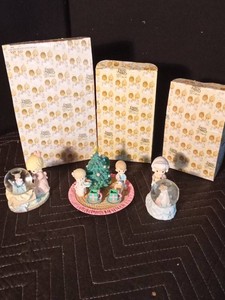 3 Precious Moments figurines